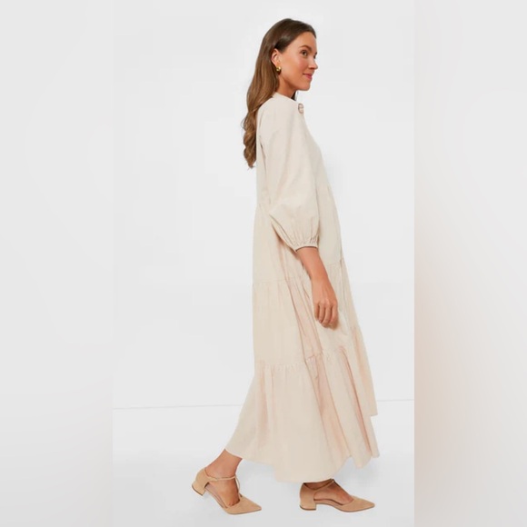 Tuckernuck Pomander Place
Sandstone Cotton Mabel Maxi Dress - Picture 13 of 16